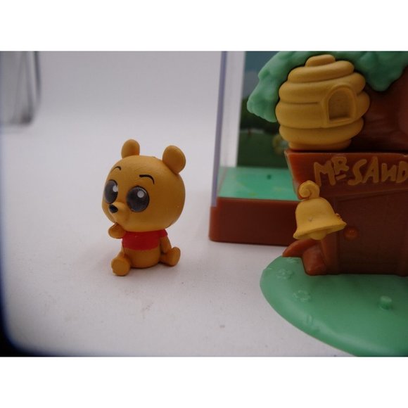 Disney Doorables Movie Moments Series 1 Winnie the Pooh Piglets and Tiger - Picture 13 of 16